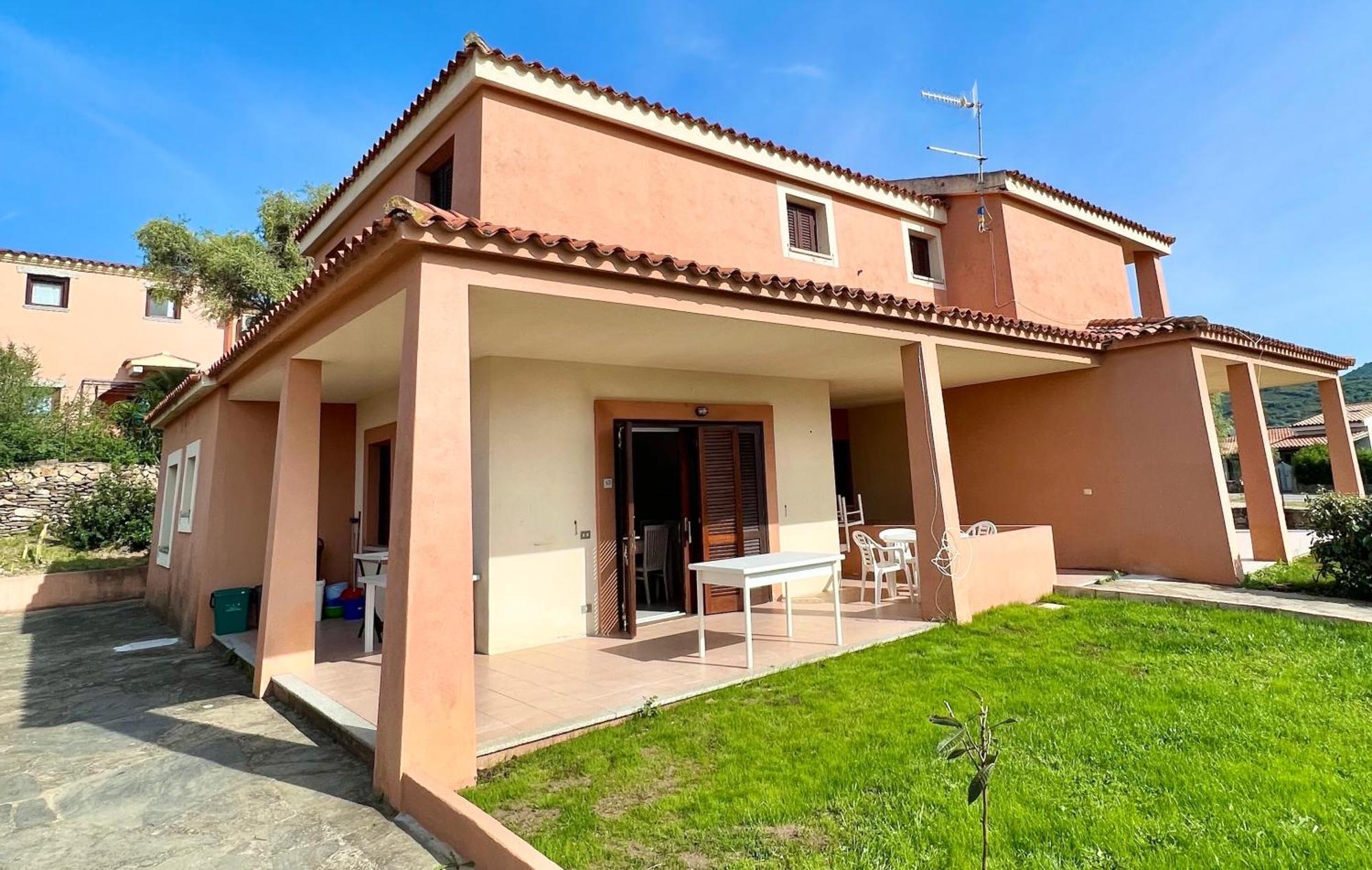 Iss Travel, Gli Asfodeli - Large Apartments With Private Terrace San Teodoro  Exterior photo